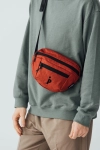 Saszetka Sling Bag — ECOPAK™ recycled — brick
