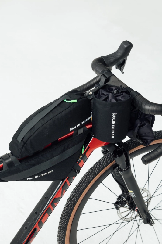 PAK.IN zestaw torb rowerowych – detale montażu, Cordura, zamki YKK, polska pracownia