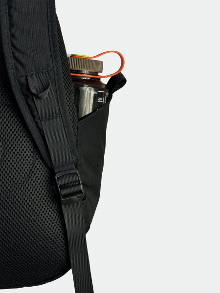 bdd3c6e423c6e9d2fcff739915bd0894